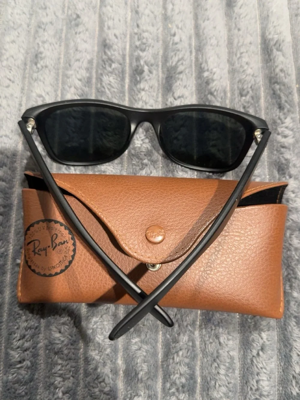 Ray-Ban Men's Black Sunglasses with Brown Leather Case